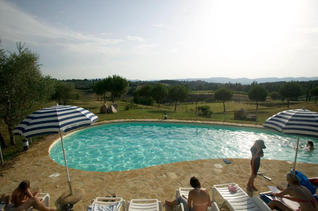 Agriturismo La Grotta Di Montecchino Siena Exteriör bild