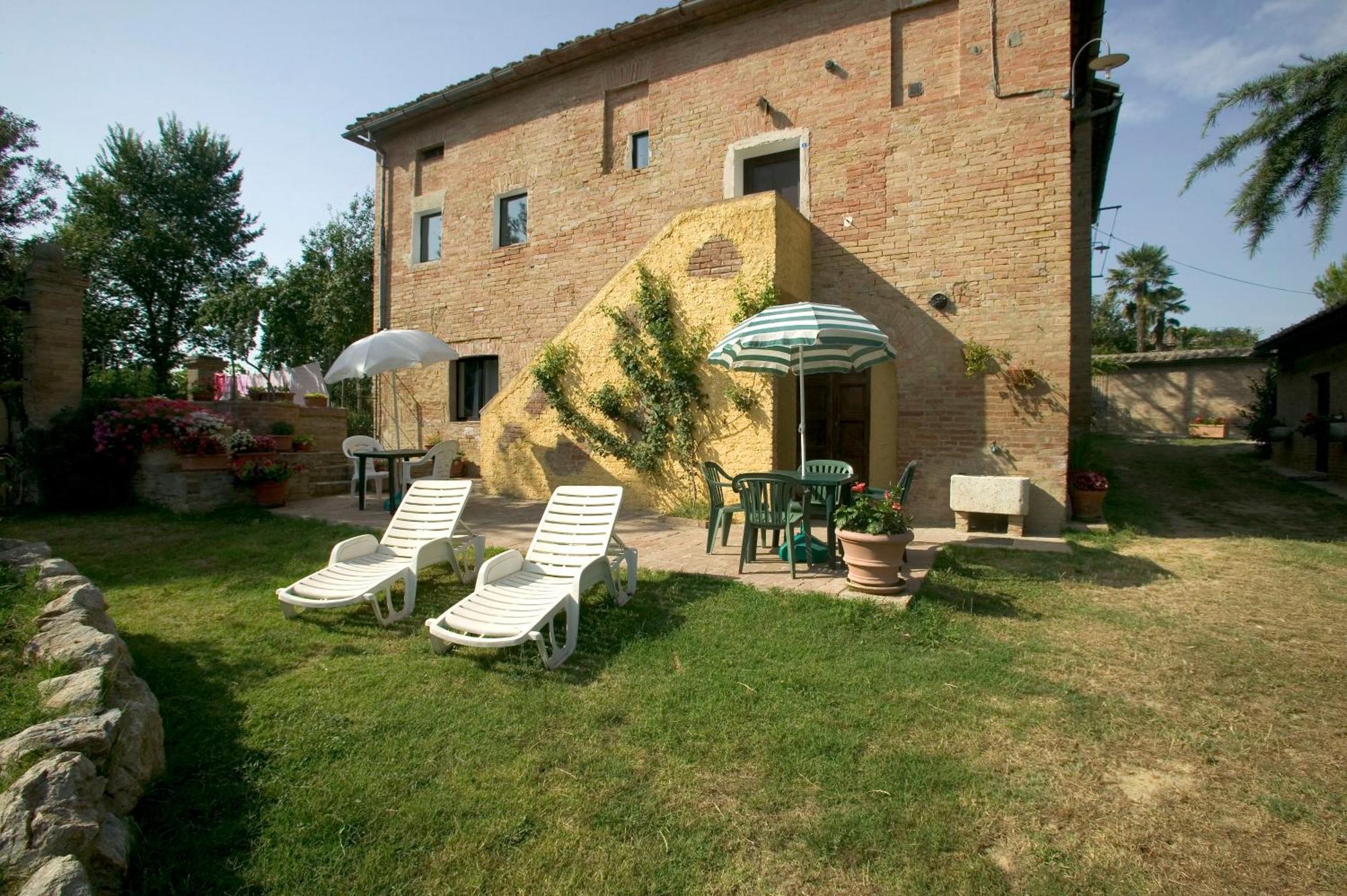 Agriturismo La Grotta Di Montecchino Siena Exteriör bild