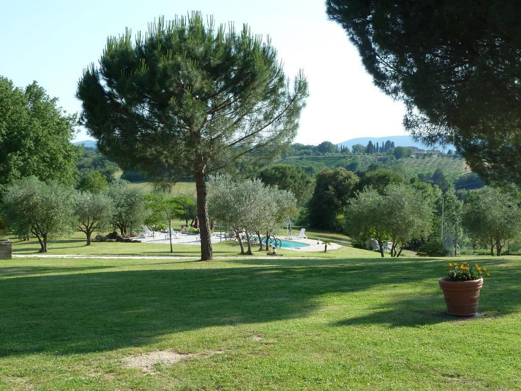 Agriturismo La Grotta Di Montecchino Siena Exteriör bild