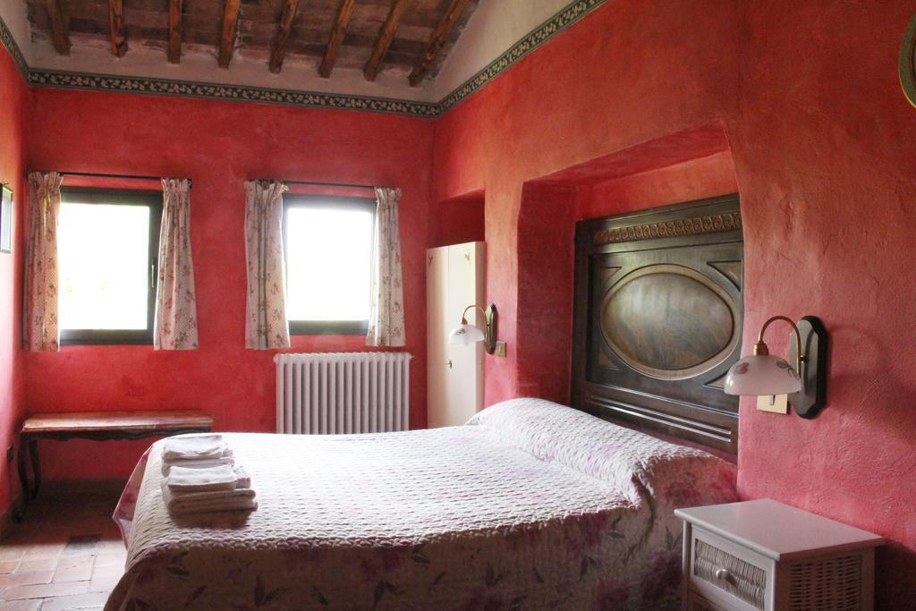 Agriturismo La Grotta Di Montecchino Siena Exteriör bild