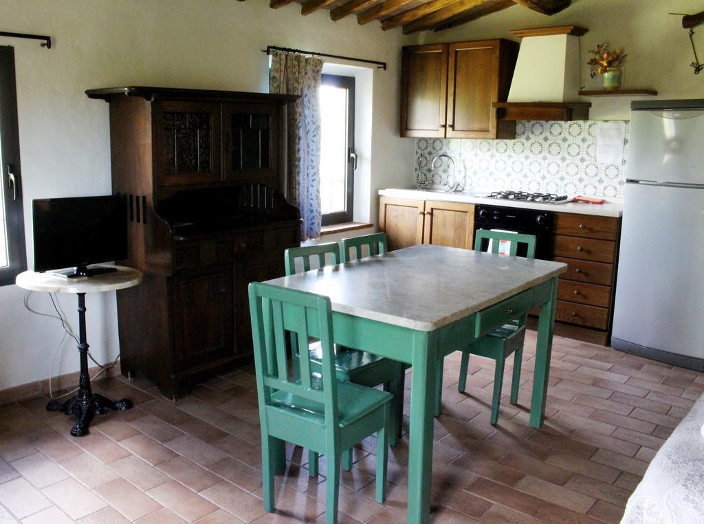Agriturismo La Grotta Di Montecchino Siena Exteriör bild