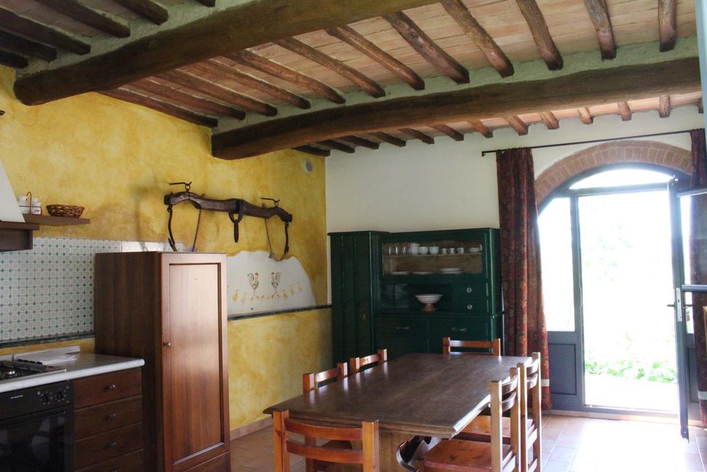 Agriturismo La Grotta Di Montecchino Siena Exteriör bild