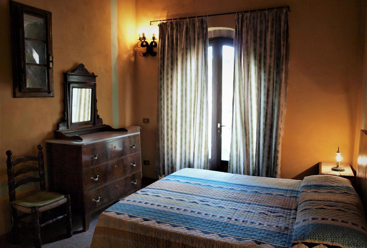 Agriturismo La Grotta Di Montecchino Siena Exteriör bild