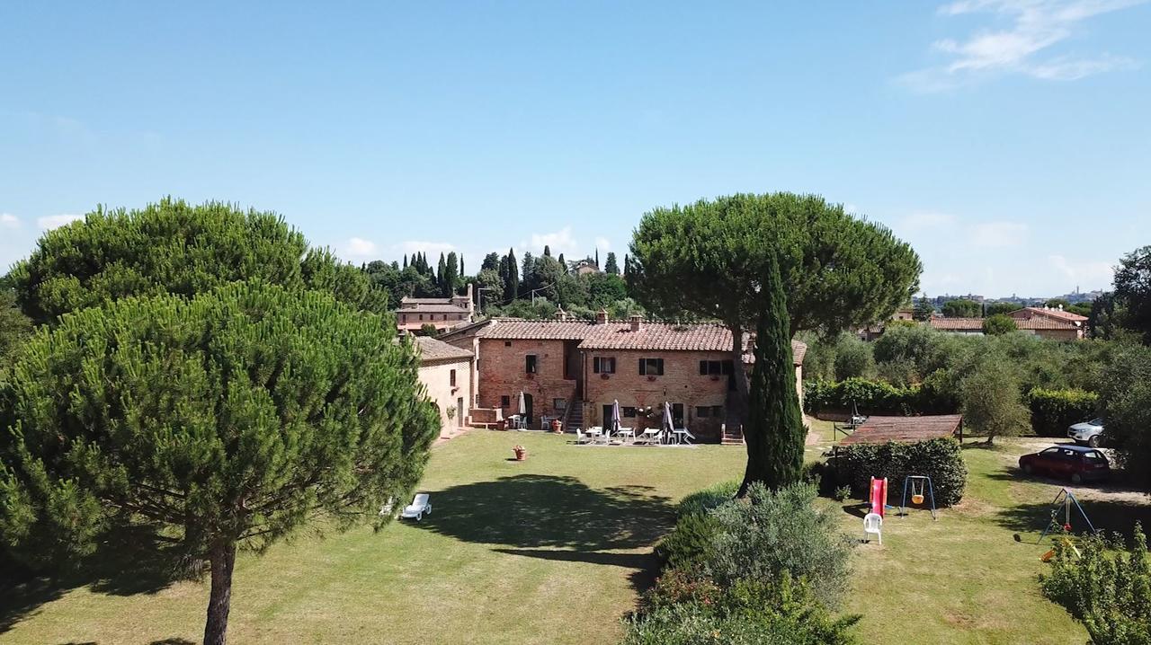Agriturismo La Grotta Di Montecchino Siena Exteriör bild